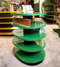 Full Radius Freestanding Display